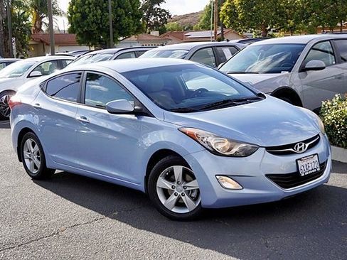 Used 2013 Hyundai Elantra GLS w/ Preferred Pkg FWD image 3