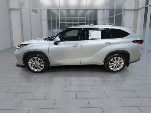 Used 2021 Toyota Highlander Limited AWD/4WD image 5