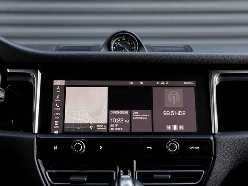 Used 2022 Porsche Macan S image 19