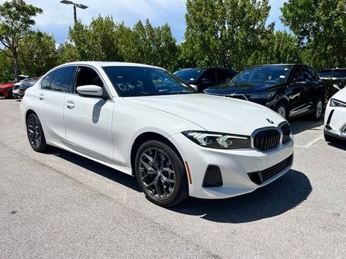 Used 2025 BMW 330i Sedan w/ M Sport Package RWD image 1