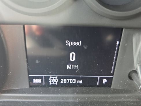 Used 2023 Chevrolet Silverado 1500 Custom image 21