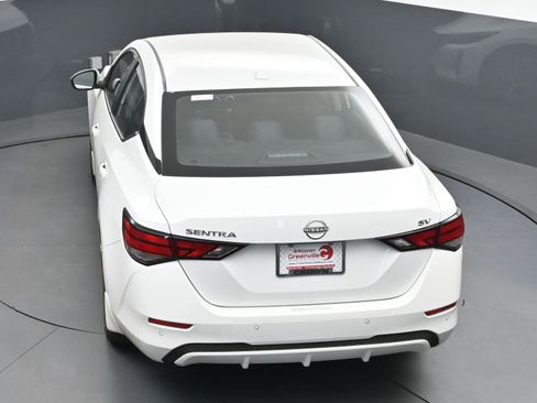 Certified 2024 Nissan Sentra SV image 32
