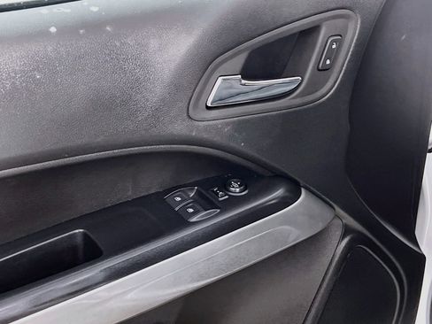 Used 2022 Chevrolet Colorado LT w/ Fleet Safety Package RWD image 17