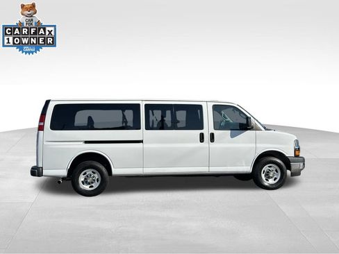 Used 2024 Chevrolet Express 3500 LT w/ LT Preferred Equipment Group RWD image 13