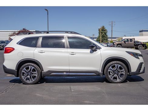 Used 2025 Subaru Ascent Limited w/ Popular Package #1 AWD/4WD image 2