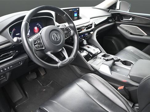 Used 2023 Acura MDX SH-AWD w/ Advance Package image 2