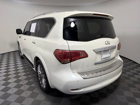 Used 2016 INFINITI QX80 2WD w/ Deluxe Technology Package image 4