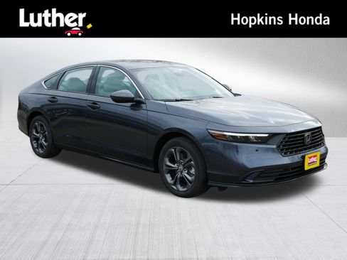 New 2026 Honda Accord EX-L image 1