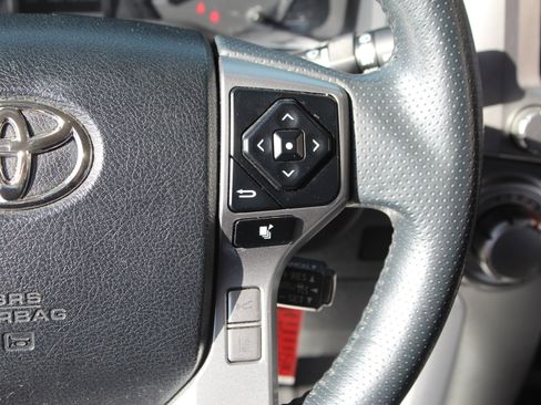 Used 2020 Toyota 4Runner SR5 image 17