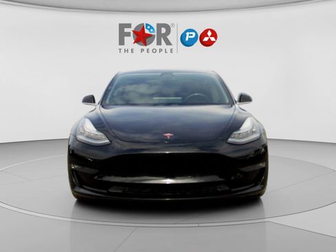 Used 2018 Tesla Model 3 Long Range image 3