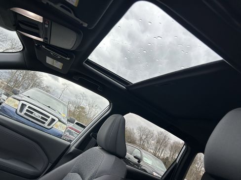 Certified 2025 Subaru Forester Premium image 22