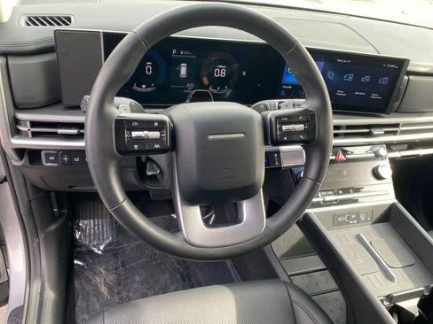 Used 2025 Hyundai Santa Fe SEL AWD/4WD image 31