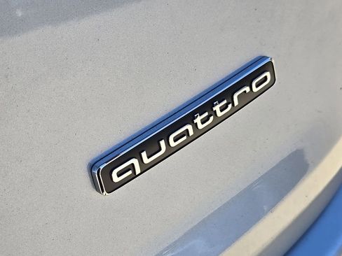 New 2026 Audi Q7 3.0T Premium image 14