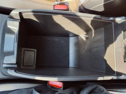 Used 2020 Ford Escape Titanium w/ Titanium Premium Package 2.0 image 19