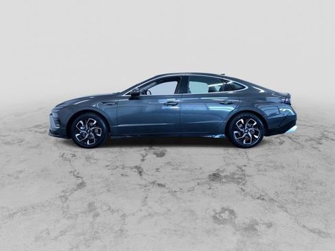 Used 2025 Hyundai Sonata SEL FWD image 7