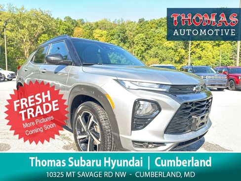 Used 2023 Chevrolet TrailBlazer RS w/ Convenience Package AWD/4WD image 1