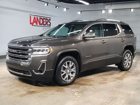 Used 2020 GMC Acadia SLT FWD image 3