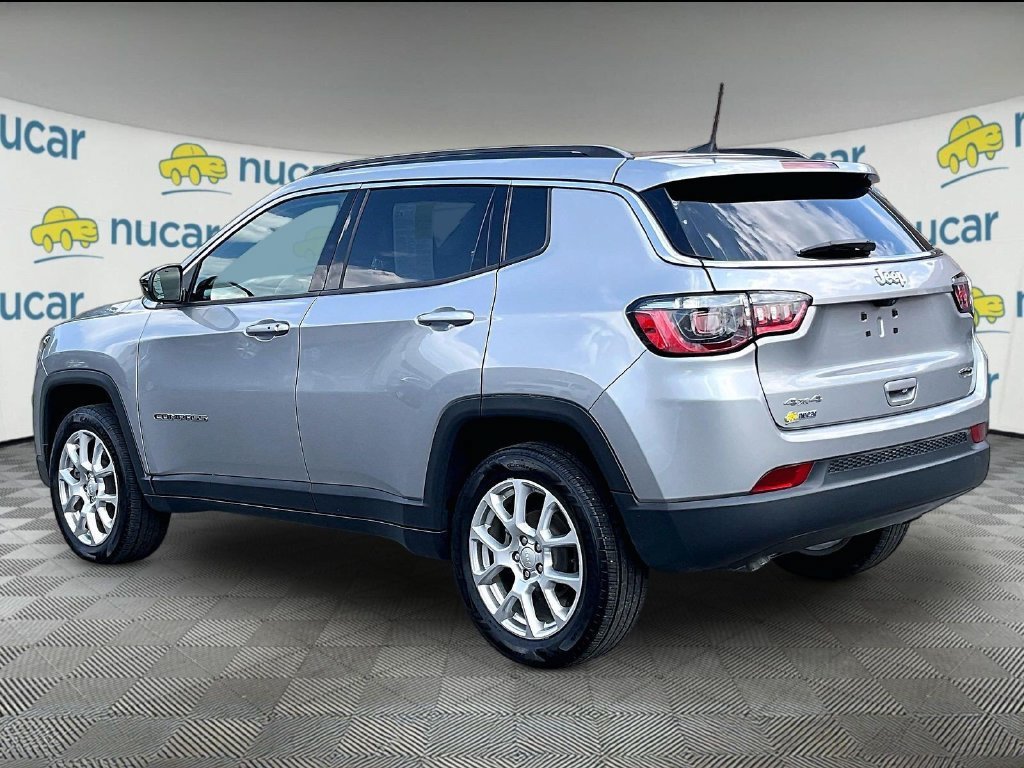 Used 2023 Jeep Compass Latitude AWD/4WD image 4