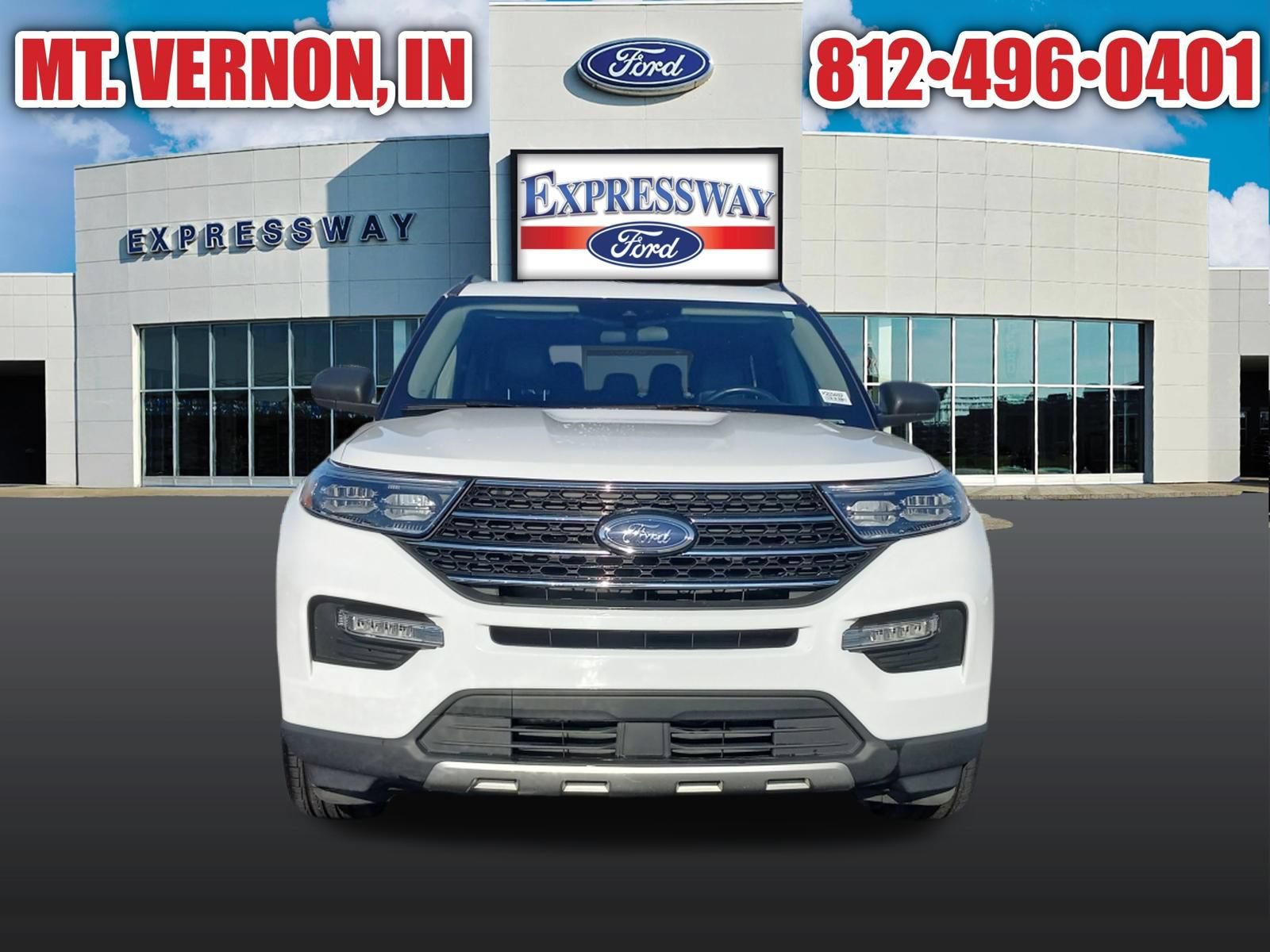 Used 2023 Ford Explorer XLT w/ Equipment Group 202A RWD image 4