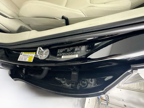 Used 2024 Volvo XC90 B6 Plus AWD/4WD image 12