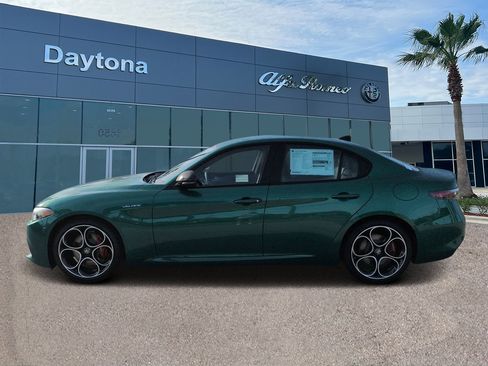 New 2026 Alfa Romeo Giulia w/ Driving Assist Package RWD image 6