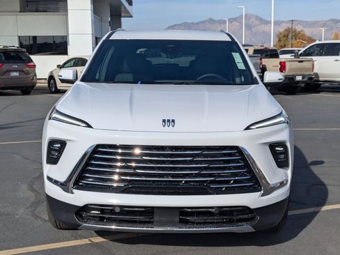 New 2026 Buick Enclave Preferred w/ Power Package image 10