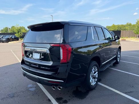 Used 2021 GMC Yukon Denali AWD/4WD image 8