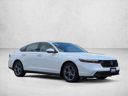 Used 2024 Honda Accord EX image 3