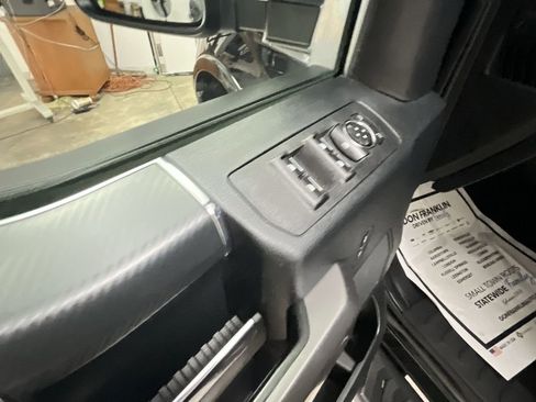 Used 2020 Ford F150 XLT w/ Equipment Group 302A Luxury AWD/4WD image 17