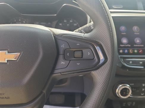 Used 2022 Chevrolet TrailBlazer LT w/ Convenience Package FWD image 27