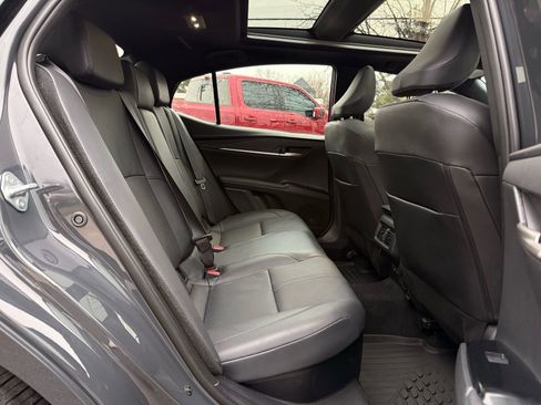 Used 2025 Toyota Camry XSE image 30