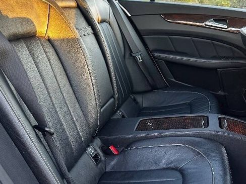 Used 2014 Mercedes-Benz CLS 550 4MATIC image 25