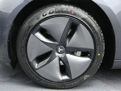 Used 2018 Tesla Model 3 Long Range image 8