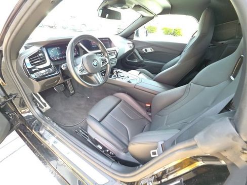 Used 2025 BMW Z4 sDrive30i RWD image 12
