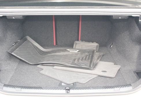 Used 2025 BMW i5 xDrive40 w/ Premium Package image 7