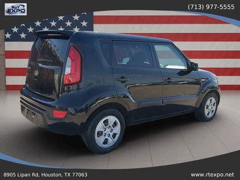 Used 2013 Kia Soul FWD image 9
