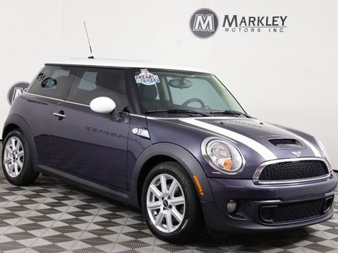 Used 2013 MINI Cooper S FWD image 1