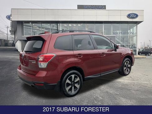 Used 2017 Subaru Forester 2.5i Premium AWD/4WD image 8