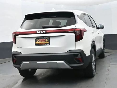 Used 2026 Kia Seltos LX FWD image 8