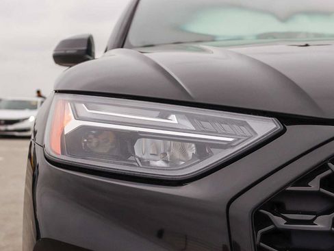Used 2023 Audi Q5 2.0T Premium Plus w/ Premium Plus Package AWD/4WD image 9