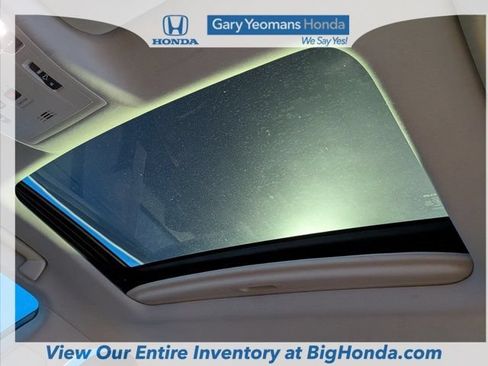 Used 2016 Lexus ES 350 w/ Premium Package w/Wood Trim FWD image 21