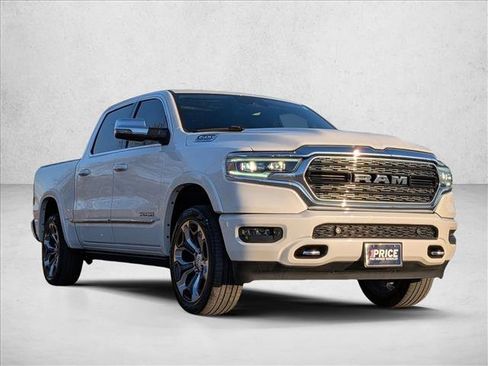 Used 2023 RAM 1500 Limited w/ Body Color Bumper Group image 3