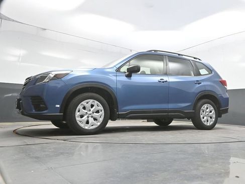 Used 2023 Subaru Forester AWD/4WD image 33