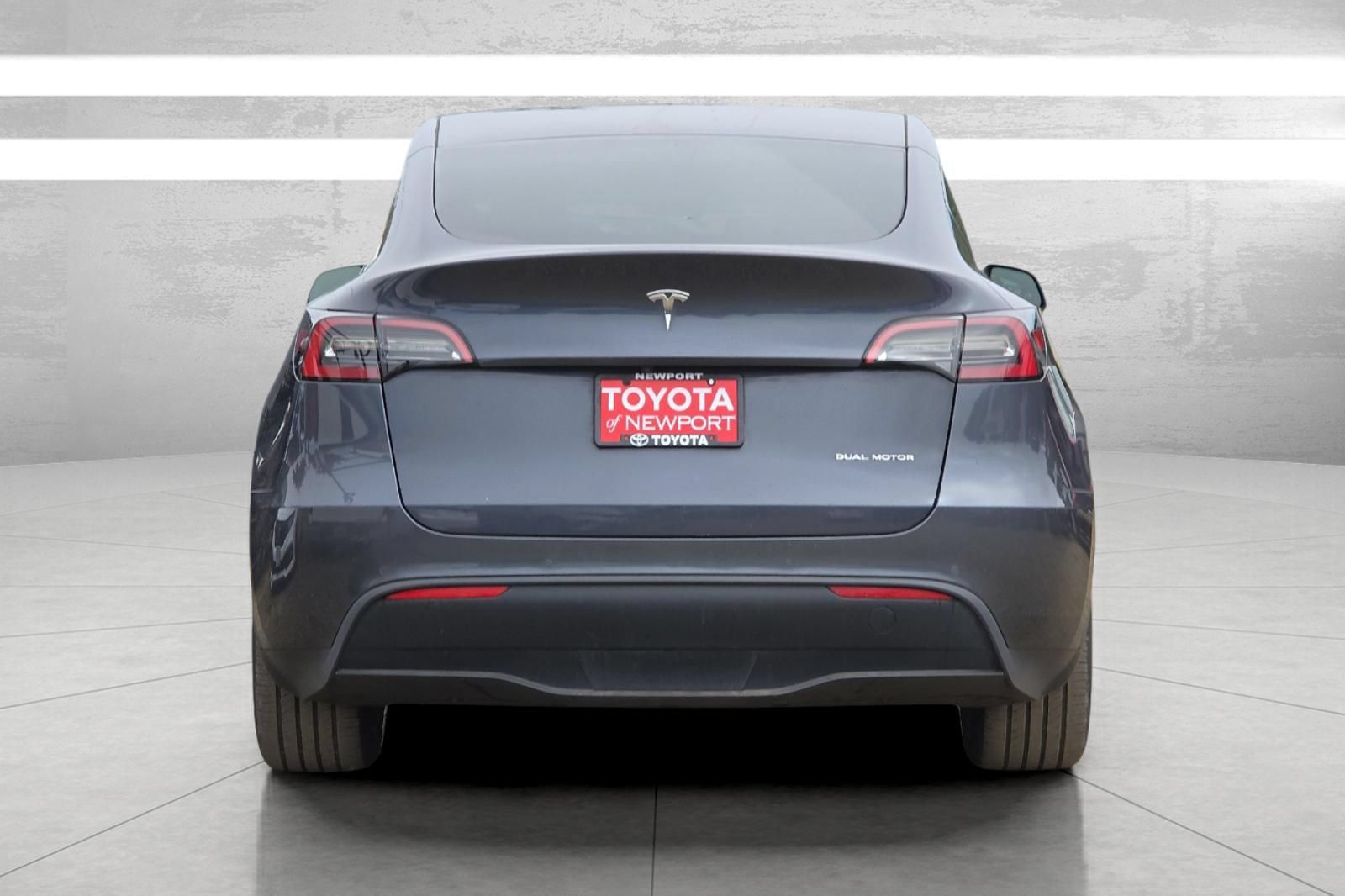 Used 2021 Tesla Model Y Long Range AWD/4WD image 5