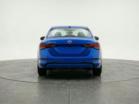 Used 2025 Nissan Sentra SV FWD image 7
