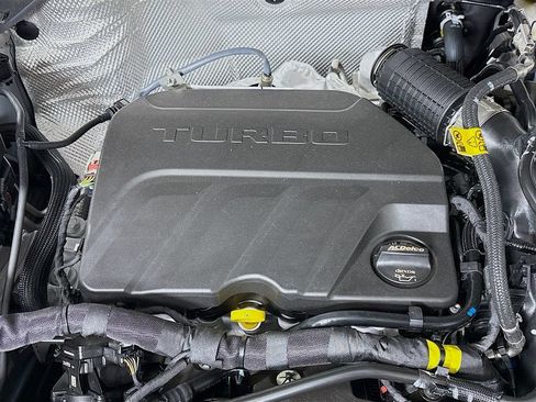 New 2026 Buick Envista Sport Touring FWD image 28