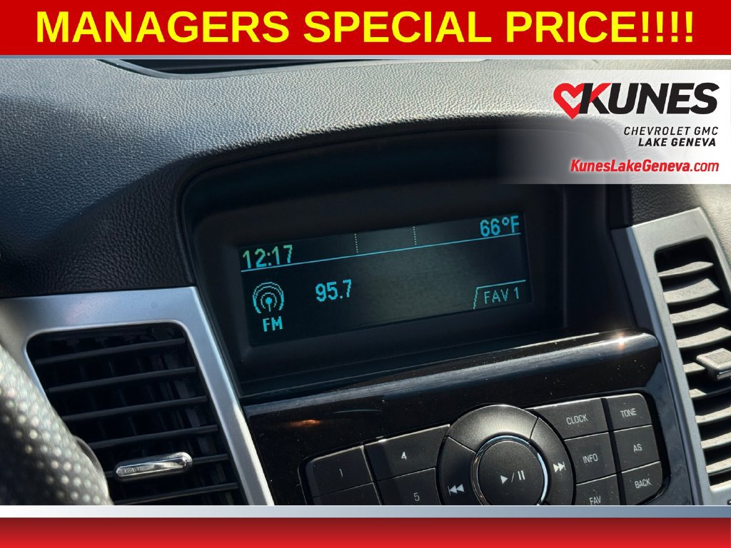 Used 2013 Chevrolet Cruze LS FWD image 22