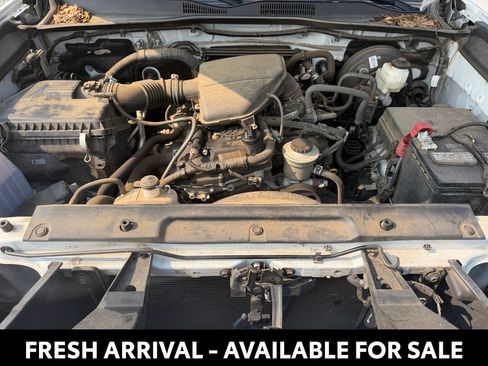 Used 2022 Toyota Tacoma SR w/ SR Convenience Package RWD image 16