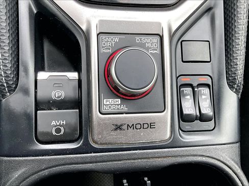 Used 2019 Subaru Forester Limited image 35