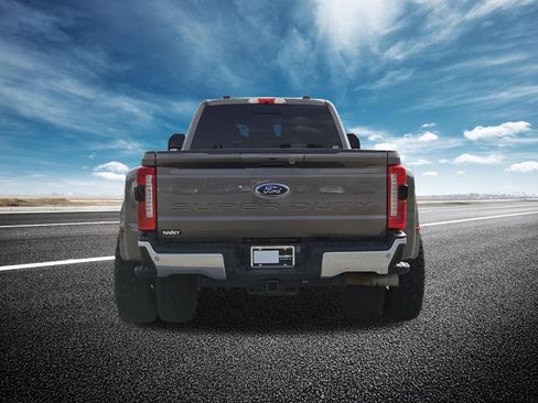 Used 2023 Ford F350 Lariat w/ Lariat Ultimate Package image 21